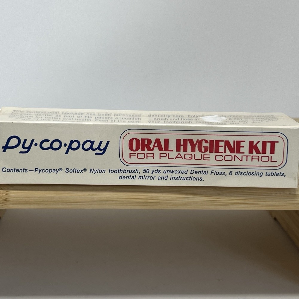Vintage Py‎ co Pay Nylon Softex Toothbrush Dental Floss Dental Mirror Plaque